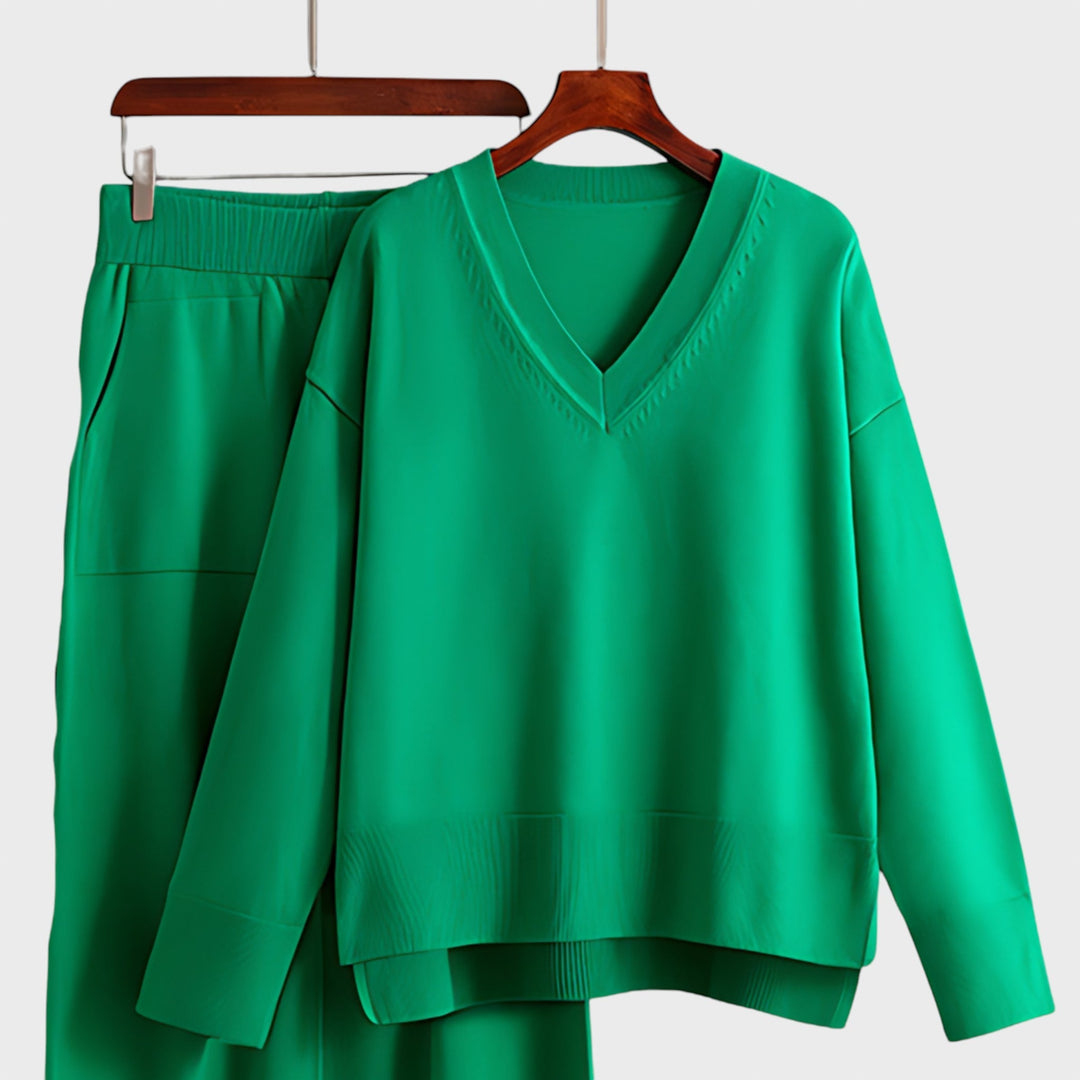 Zdravka™ - Комплект от две части с V-образно деколте