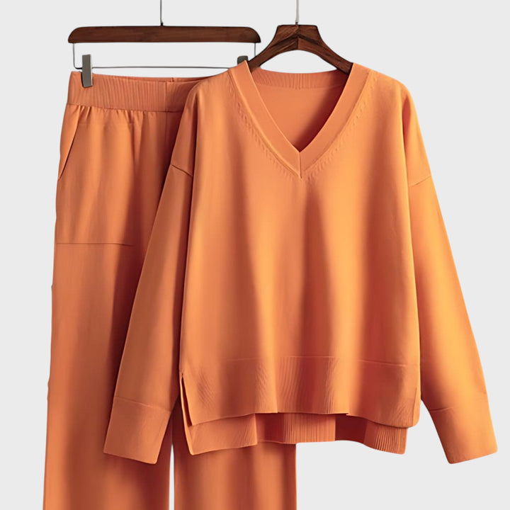 Zdravka™ - Комплект от две части с V-образно деколте