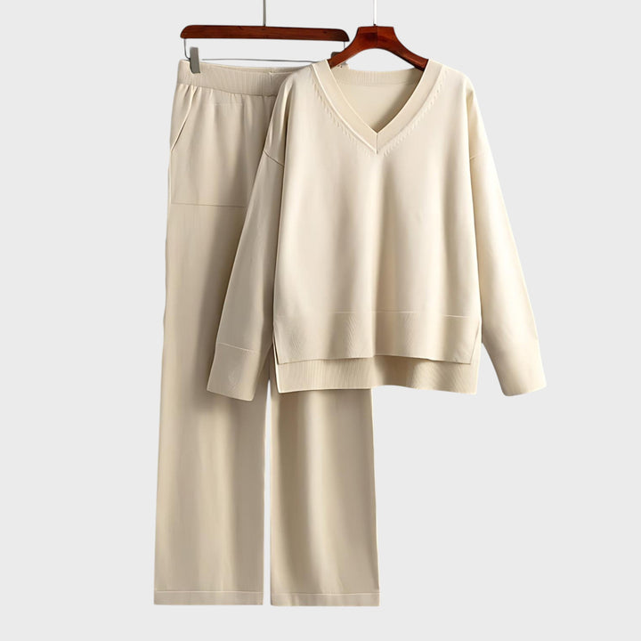 Zdravka™ - Комплект от две части с V-образно деколте