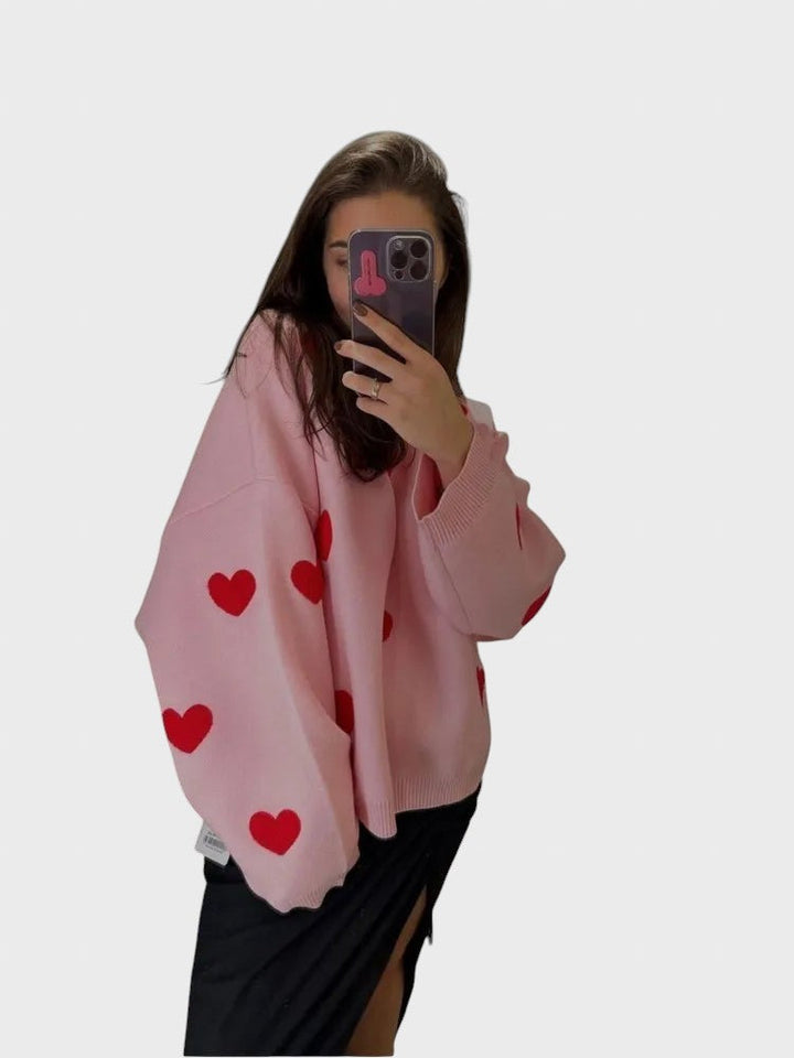 Hristina™ - Плетен пуловер с бродирани сърца